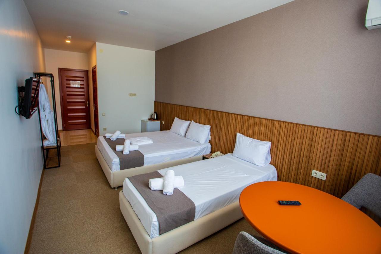Apartamento Polo Batumi Exterior foto