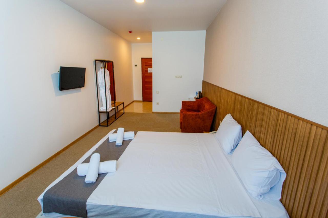 Apartamento Polo Batumi Exterior foto