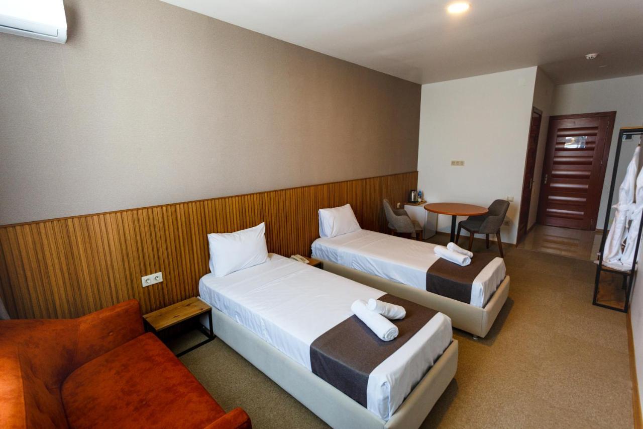 Apartamento Polo Batumi Exterior foto